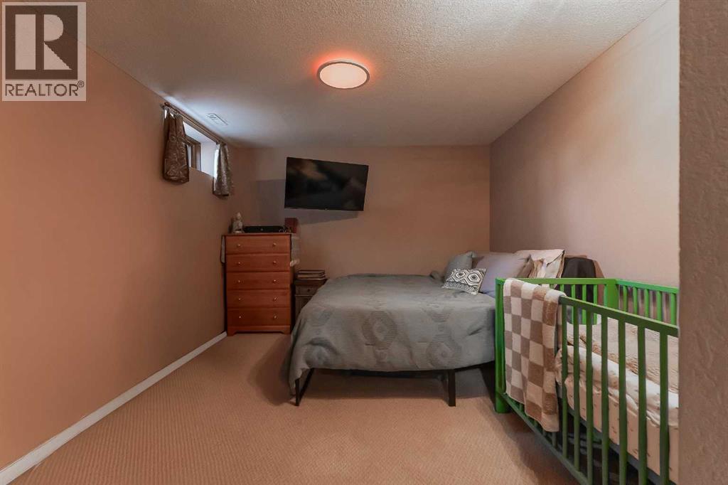 207 Mt Crandell Crescent W, Lethbridge, Alberta  T1K 6M6 - Photo 37 - A2263980