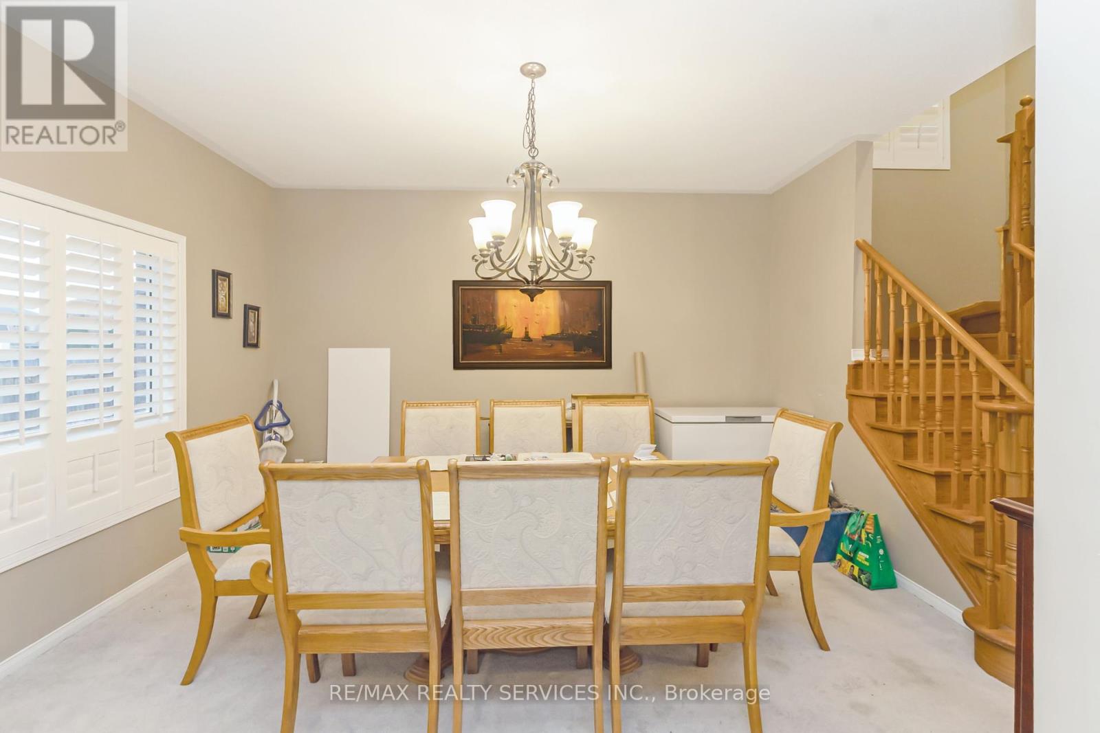 12 Commodore Drive, Brampton (Credit Valley), Ontario  L6X 0S4 - Photo 11 - W12464389