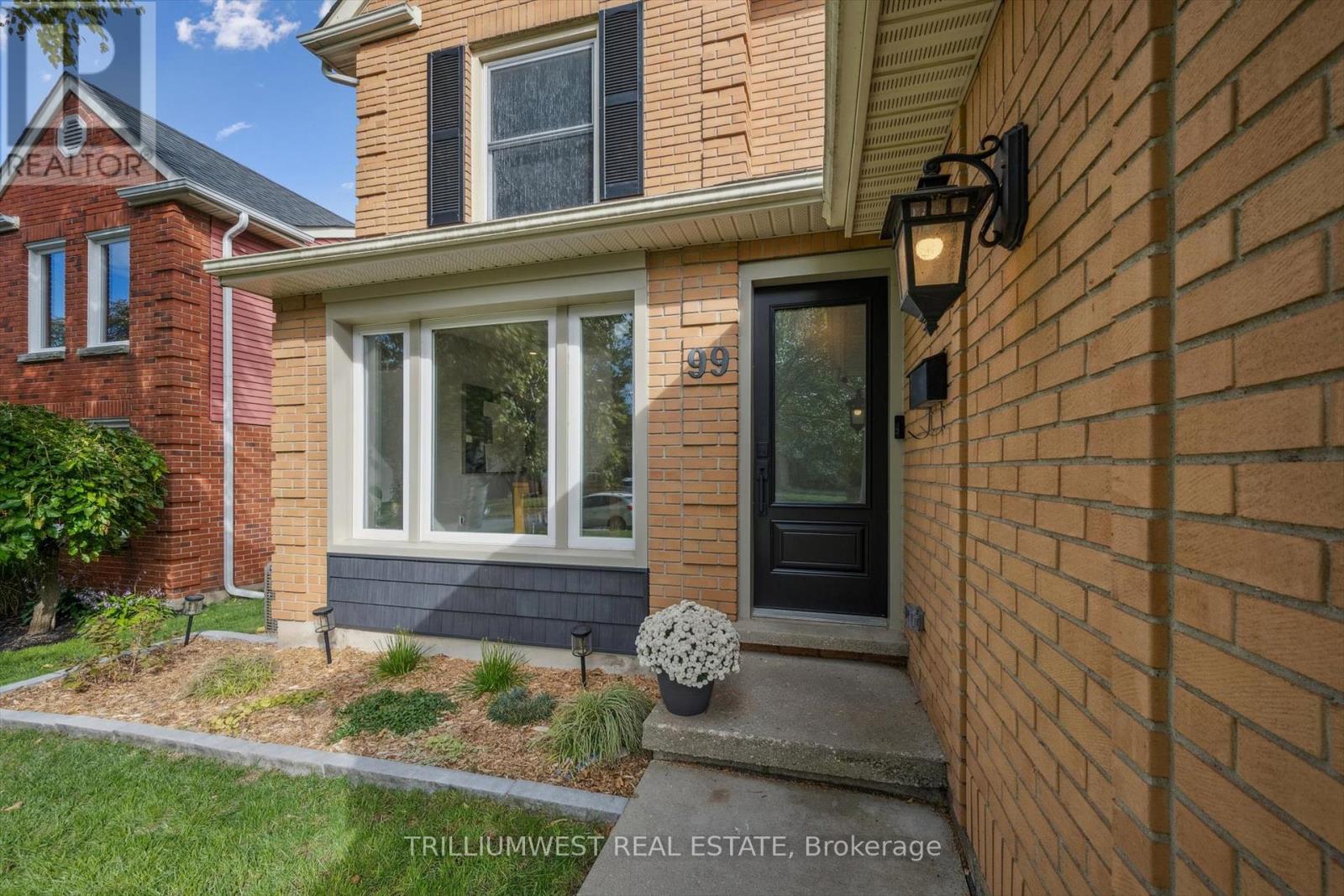99 Deerwood Crescent, Kitchener, Ontario  N2N 1R4 - Photo 2 - X12464810