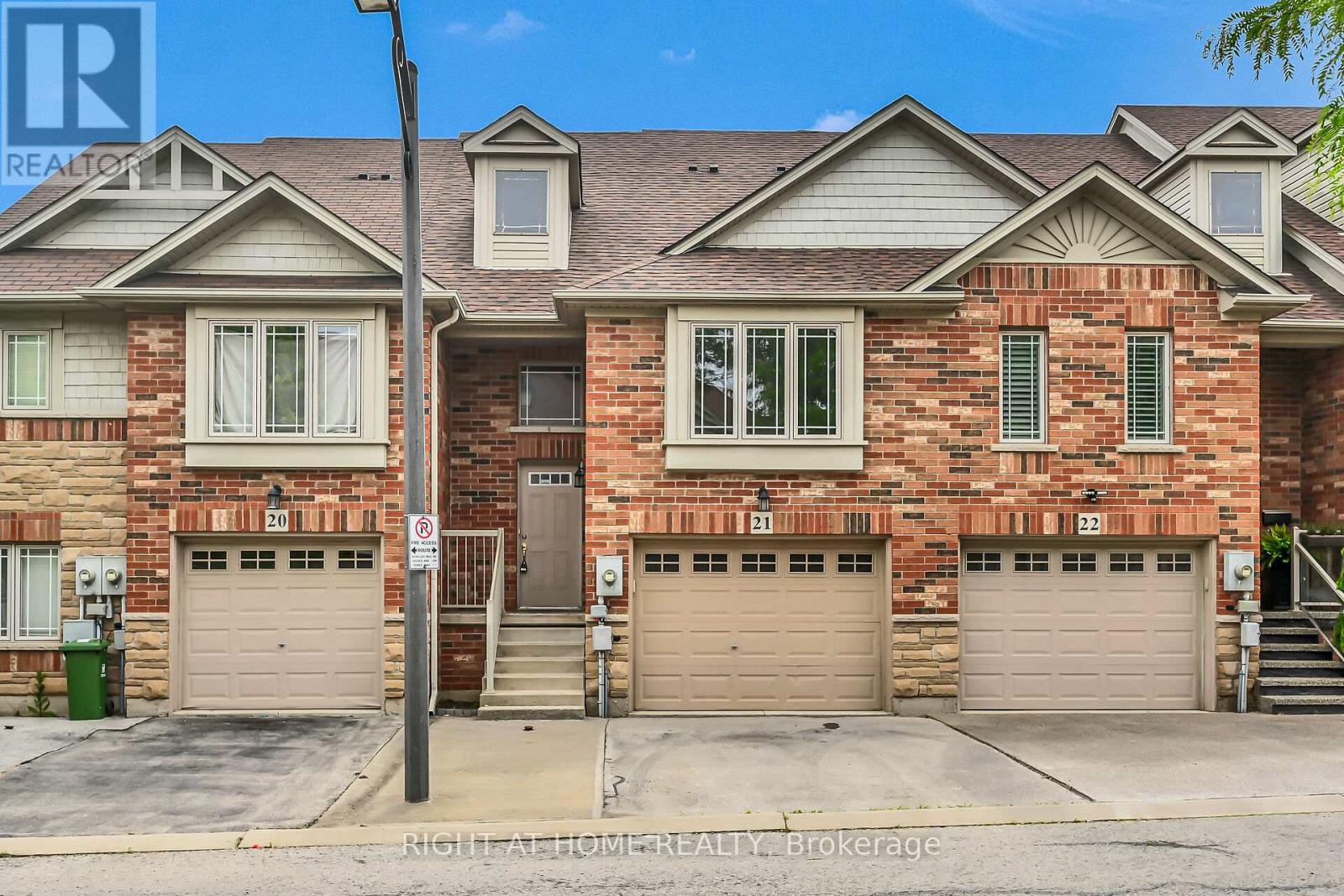 21 - 242 UPPER MOUNT ALBION ROAD, Hamilton, Ontario