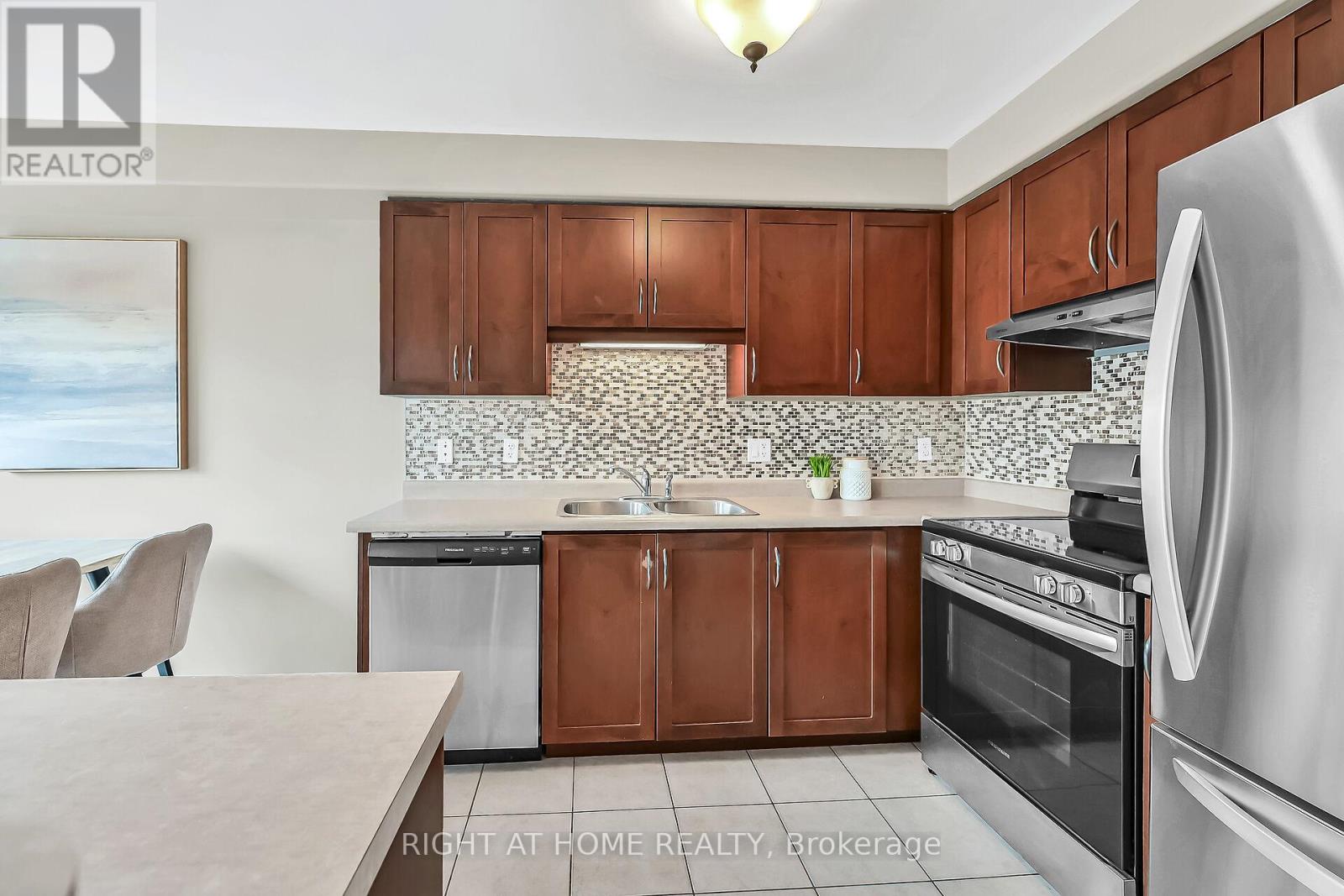 21 - 242 Upper Mount Albion Road, Hamilton, Ontario  L8J 0B1 - Photo 12 - X12464831