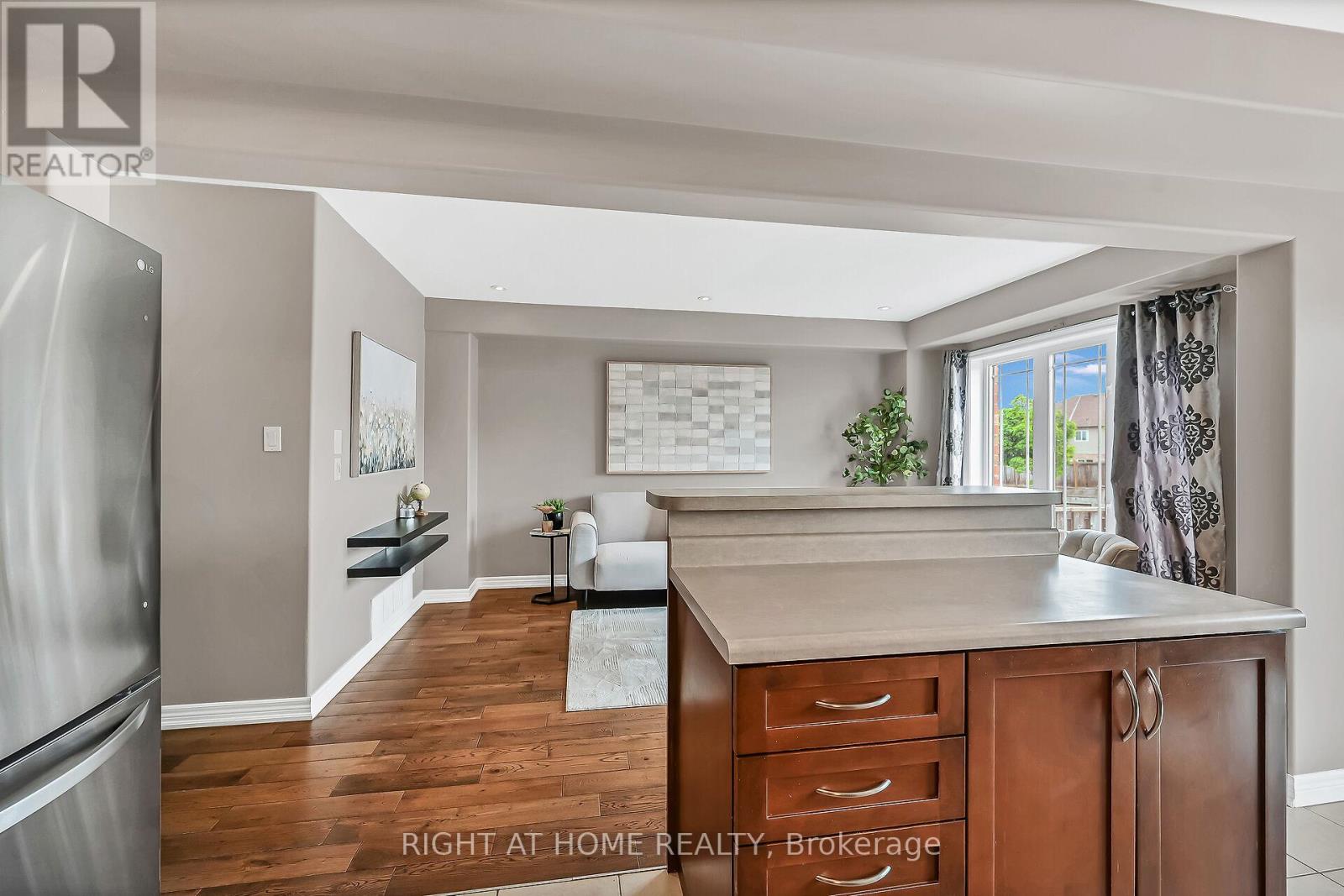 21 - 242 Upper Mount Albion Road, Hamilton, Ontario  L8J 0B1 - Photo 14 - X12464831