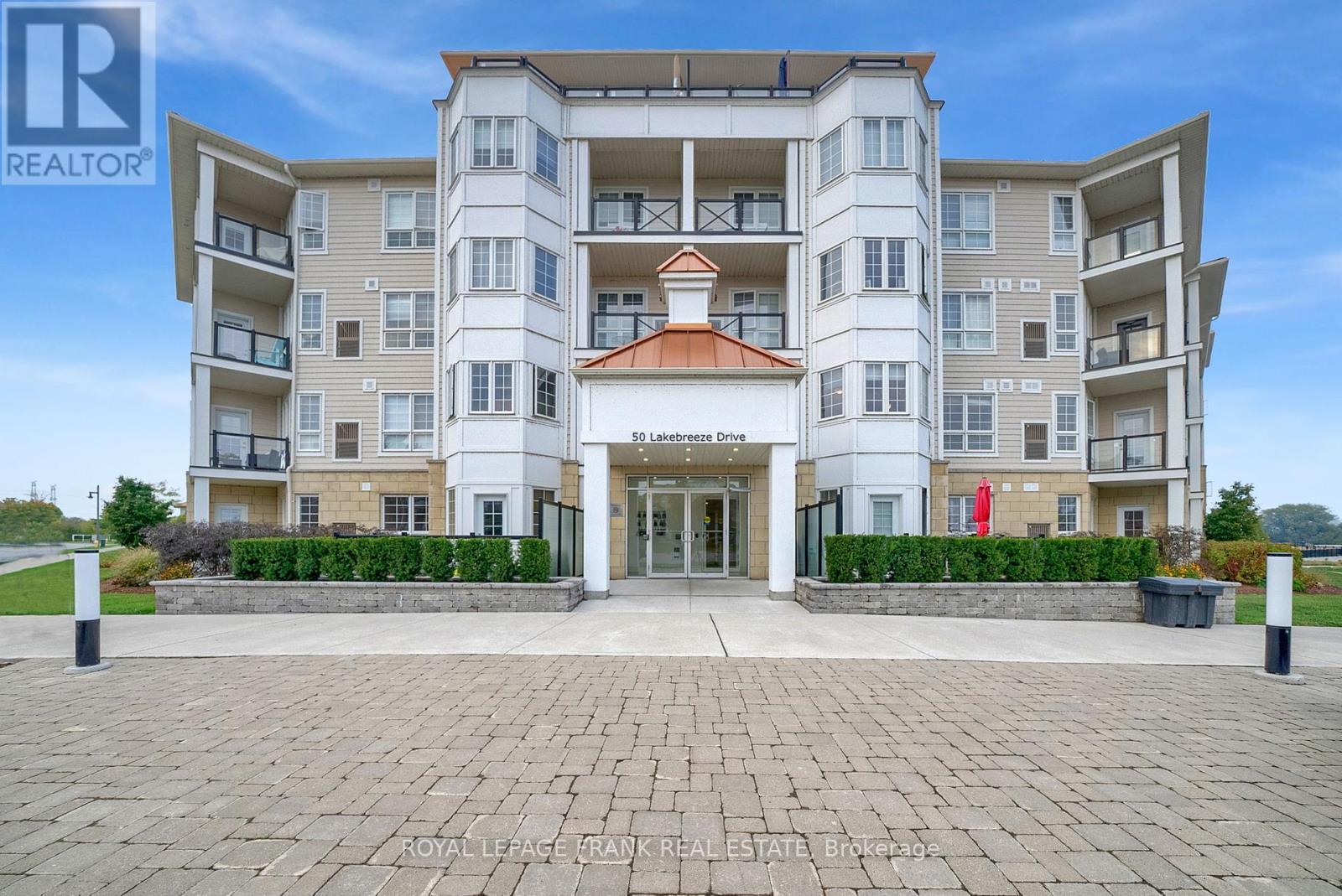 216 - 50 Lakebreeze Drive, Clarington, Ontario  L1B 0V9 - Photo 1 - E12464887