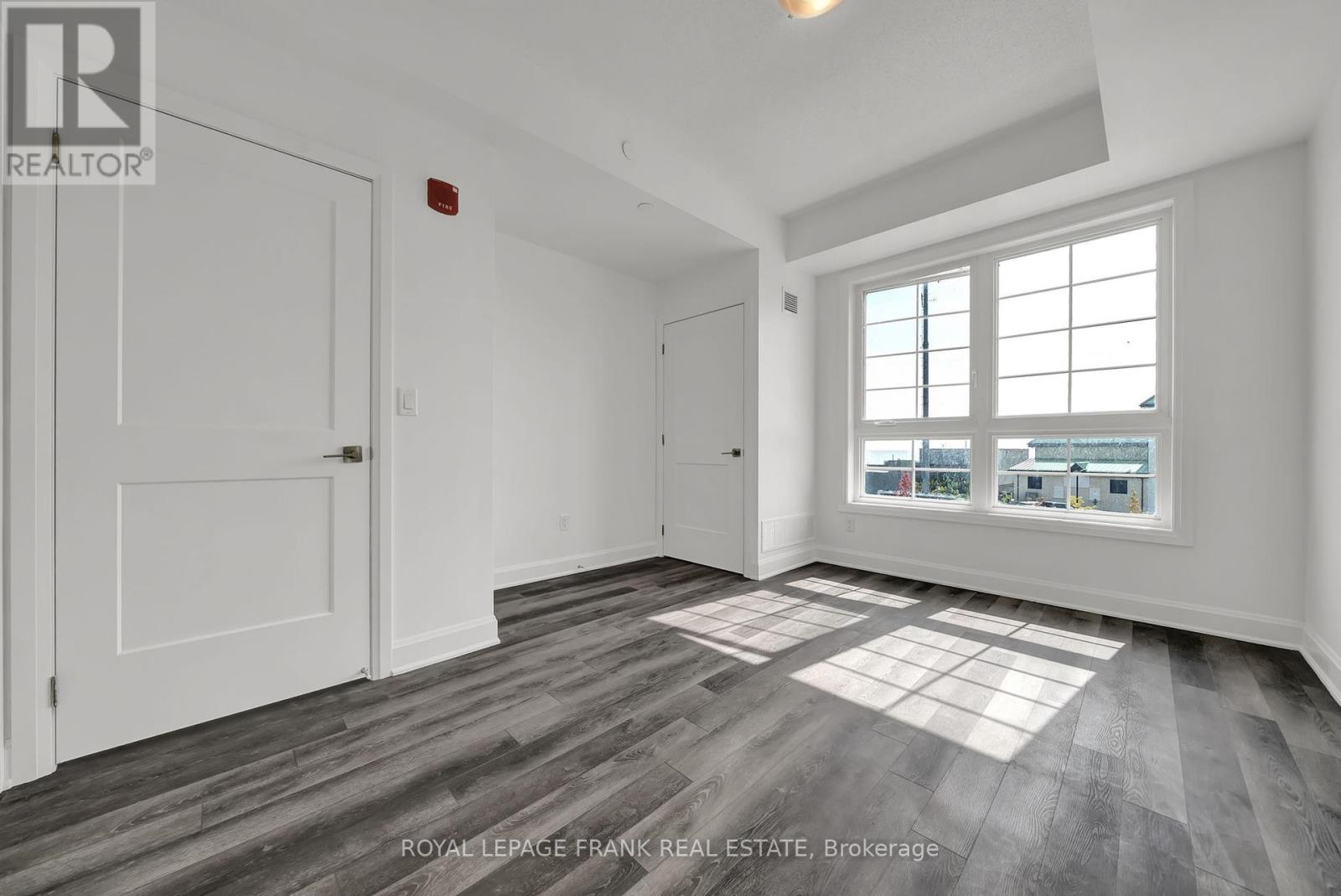 216 - 50 Lakebreeze Drive, Clarington, Ontario  L1B 0V9 - Photo 13 - E12464887
