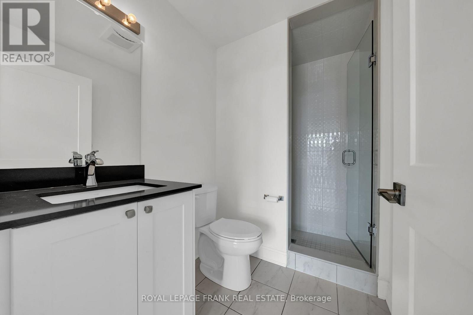 216 - 50 Lakebreeze Drive, Clarington, Ontario  L1B 0V9 - Photo 15 - E12464887