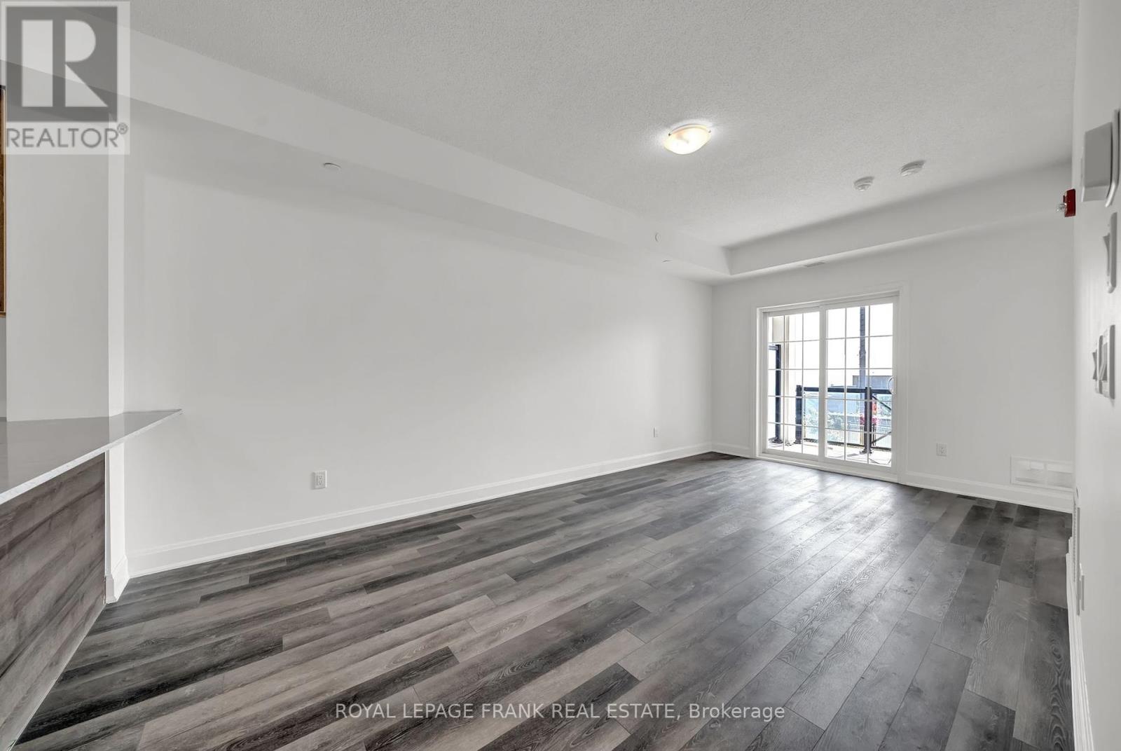 216 - 50 Lakebreeze Drive, Clarington, Ontario  L1B 0V9 - Photo 6 - E12464887