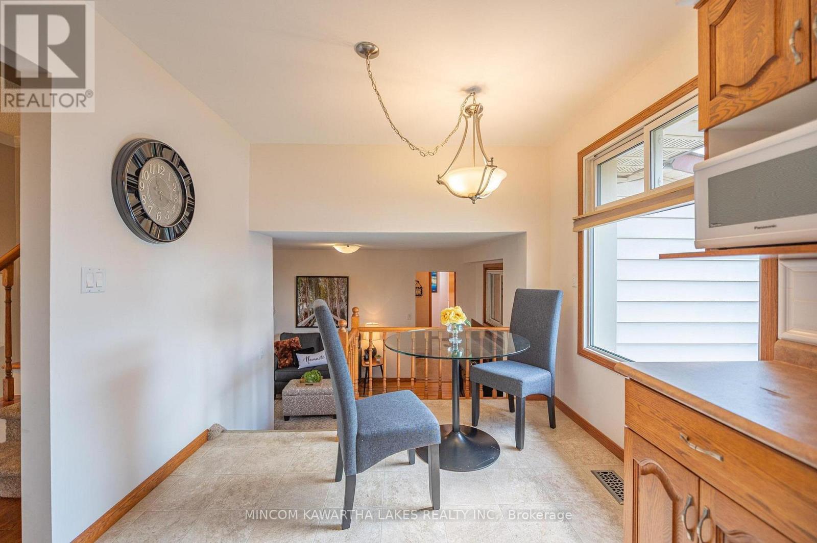 919 Sydenham Road, Peterborough (Ashburnham Ward 4), Ontario  K9J 1K5 - Photo 12 - X12464905