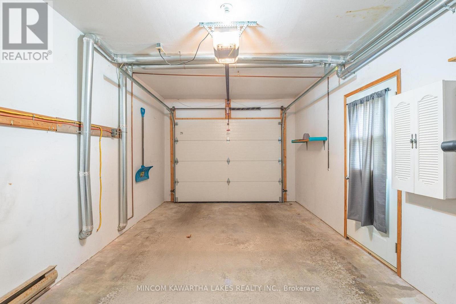 919 Sydenham Road, Peterborough, Ontario  K9J 1K5 - Photo 36 - X12464905