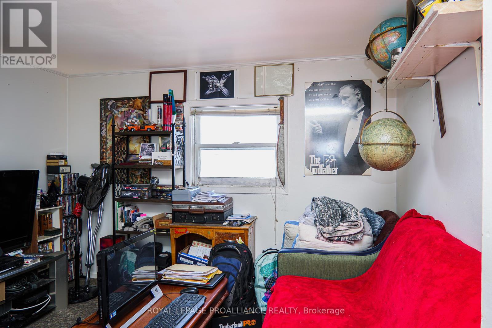 166 West Street, Quinte West, Ontario  K8V 2M7 - Photo 12 - X12464951