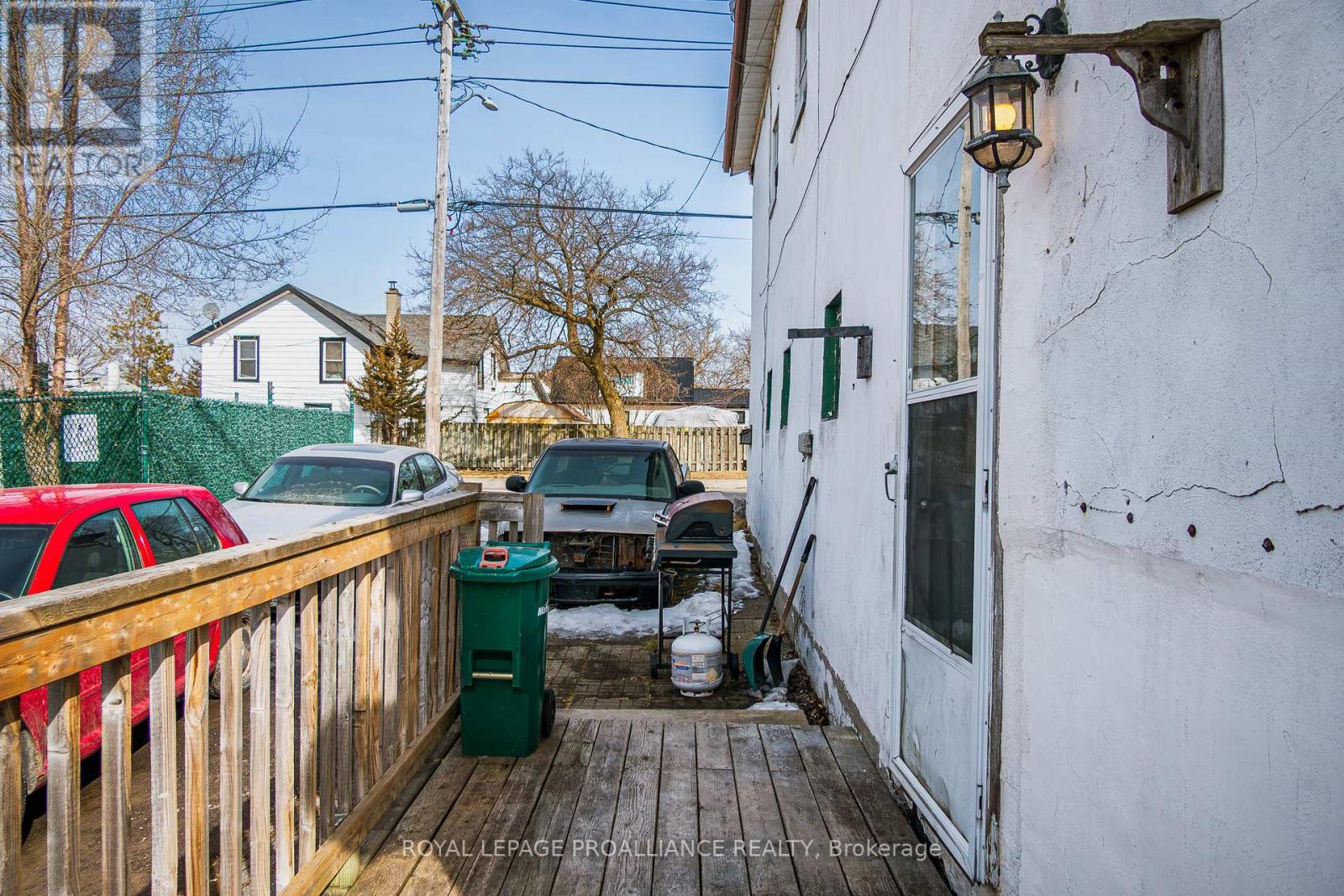 166 West Street, Quinte West, Ontario  K8V 2M7 - Photo 35 - X12464951