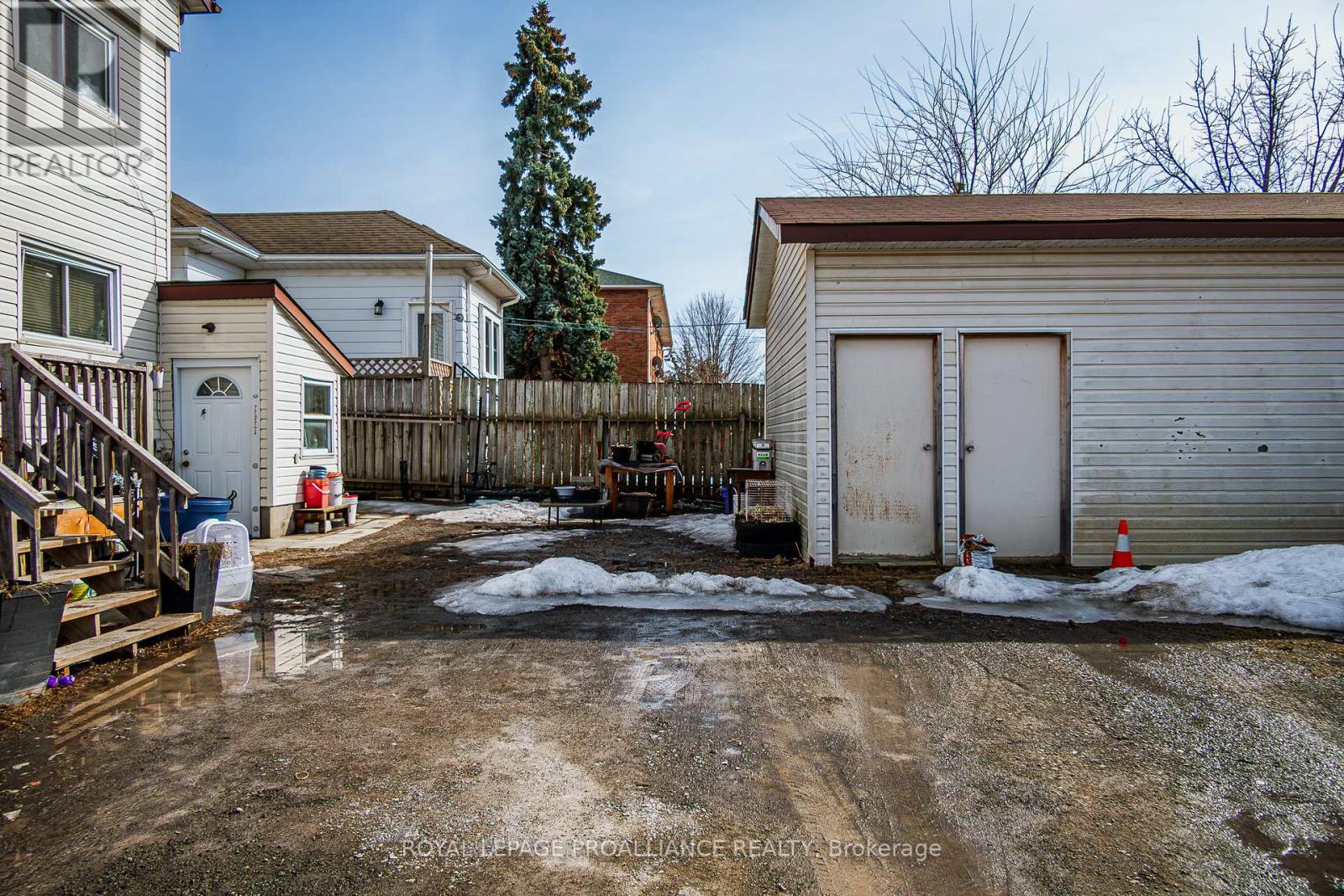 166 West Street, Quinte West, Ontario  K8V 2M7 - Photo 41 - X12464951