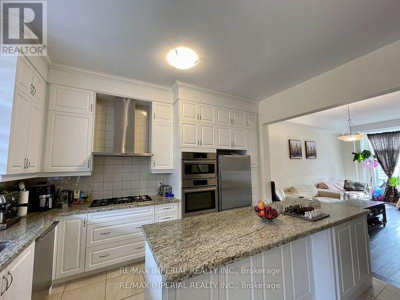 36 Carrville Woods Circle, Vaughan, Ontario  L6A 4Z6 - Photo 14 - N12464716