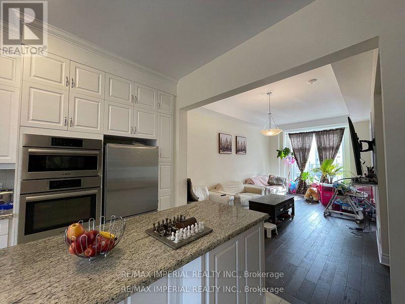 36 Carrville Woods Circle, Vaughan, Ontario  L6A 4Z6 - Photo 17 - N12464716