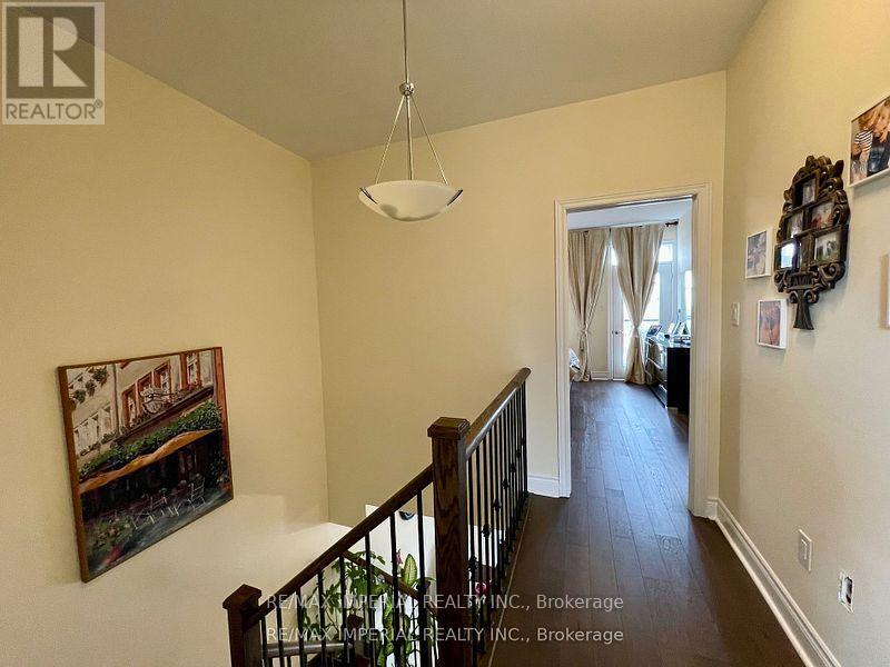 36 Carrville Woods Circle, Vaughan, Ontario  L6A 4Z6 - Photo 26 - N12464716