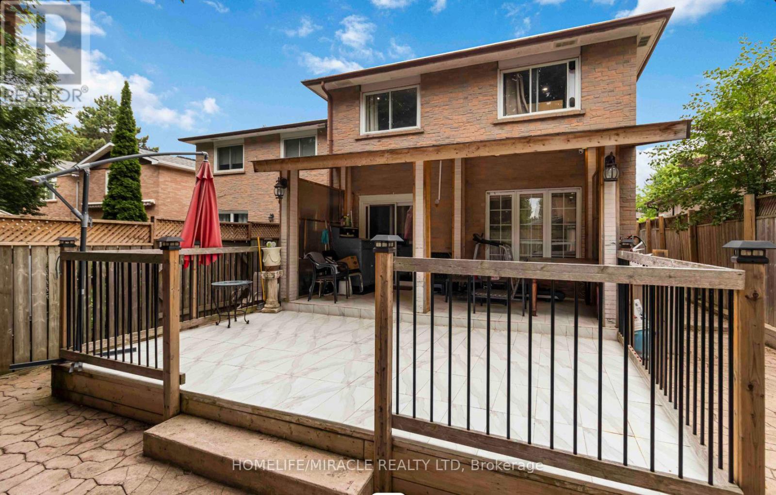 32 Barrington Crescent, Brampton, Ontario  L6Z 1N3 - Photo 22 - W12464369