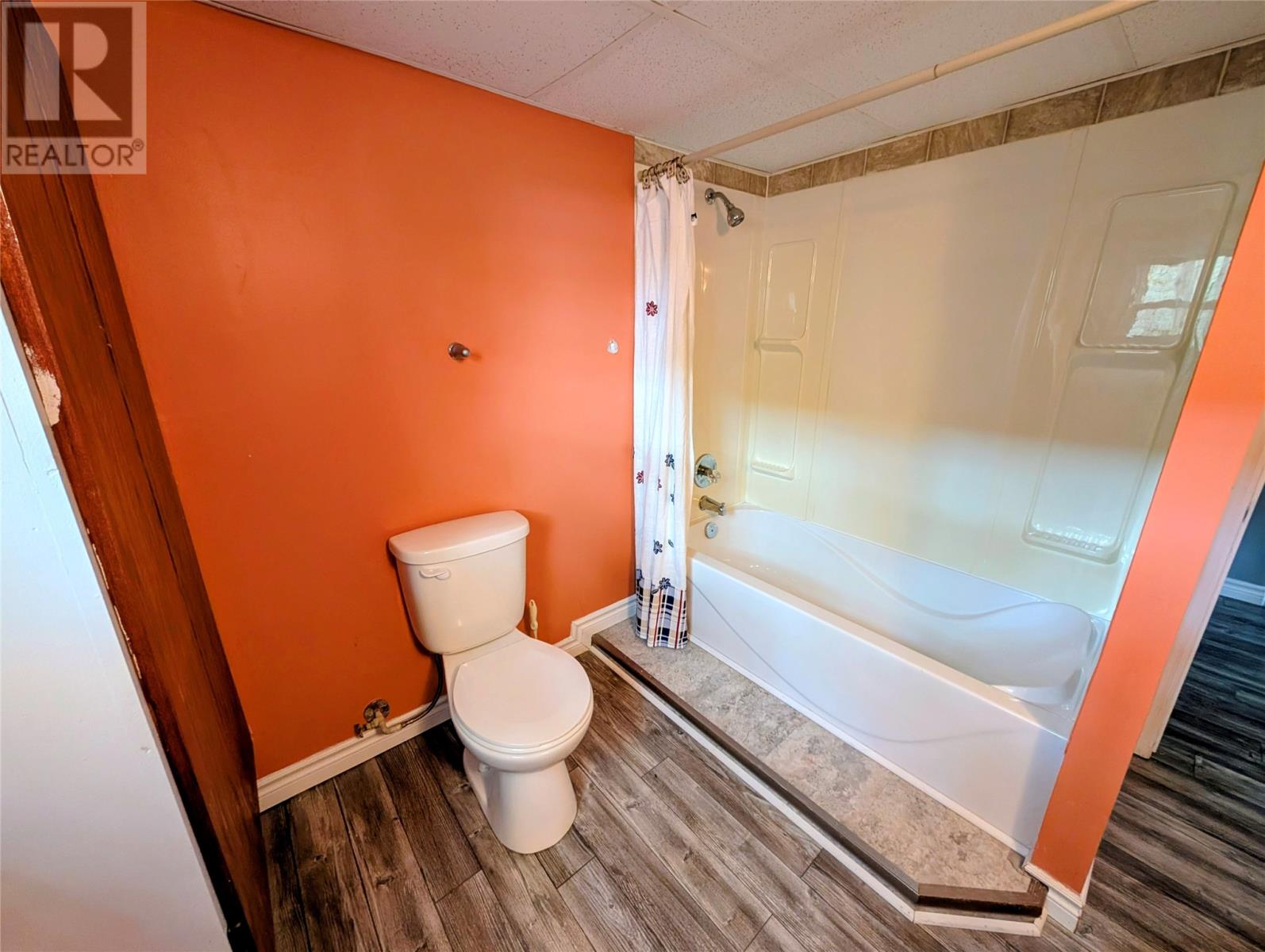 210 Jr Smallwood Boulevard, Gambo, Newfoundland & Labrador   - Photo 30 - 1291592