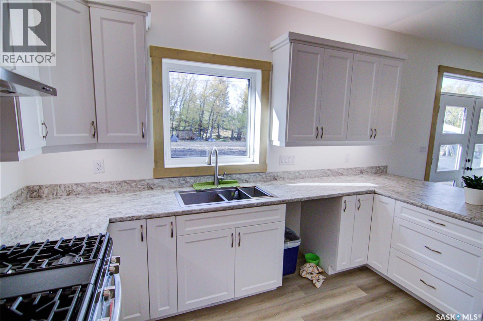 108 Central Avenue, Love, Saskatchewan  S0J 1P0 - Photo 7 - SK020957