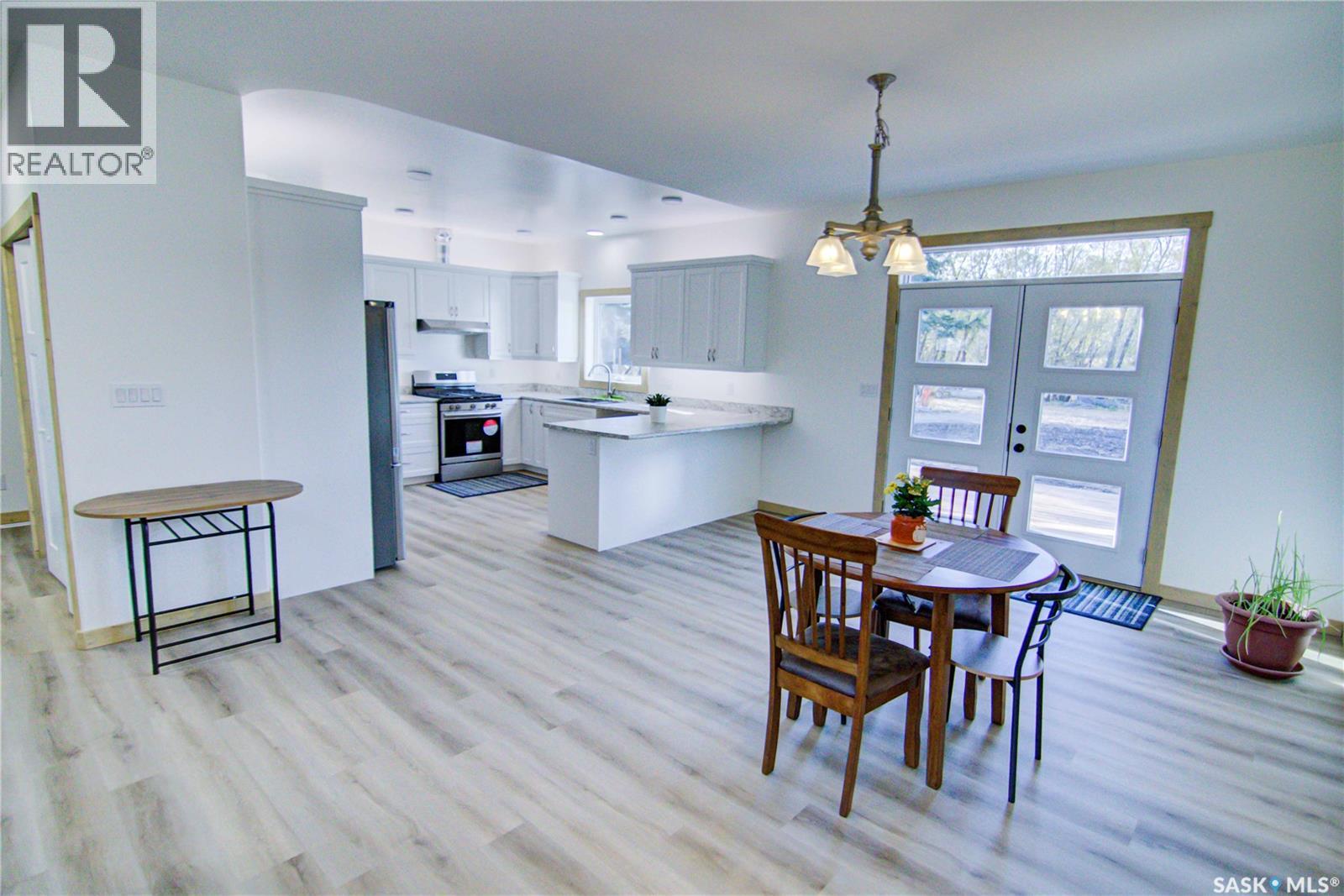 108 Central Avenue, Love, Saskatchewan  S0J 1P0 - Photo 9 - SK020957