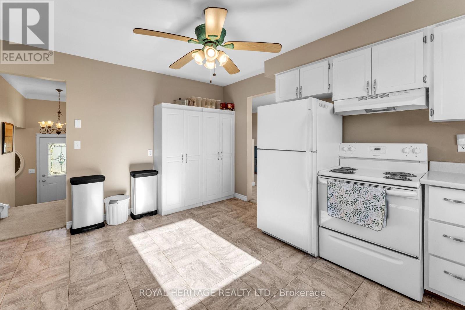 589 County 2 Road, Front Of Leeds & Seeleys Bay, Ontario  K0E 1L0 - Photo 12 - X12461380