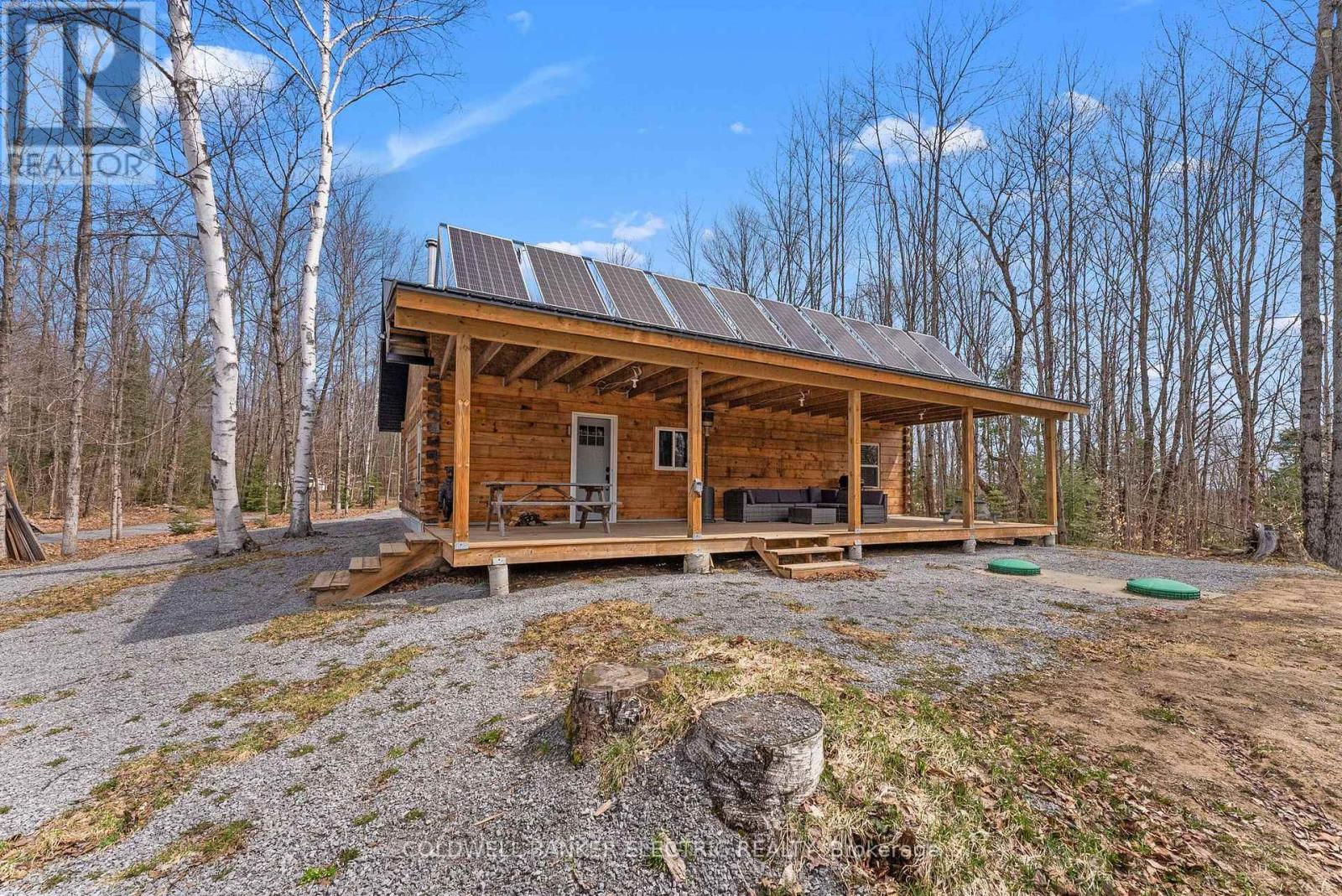 2075 Dyno Road, Highlands East, Ontario  K0L 1C0 - Photo 1 - X12463374