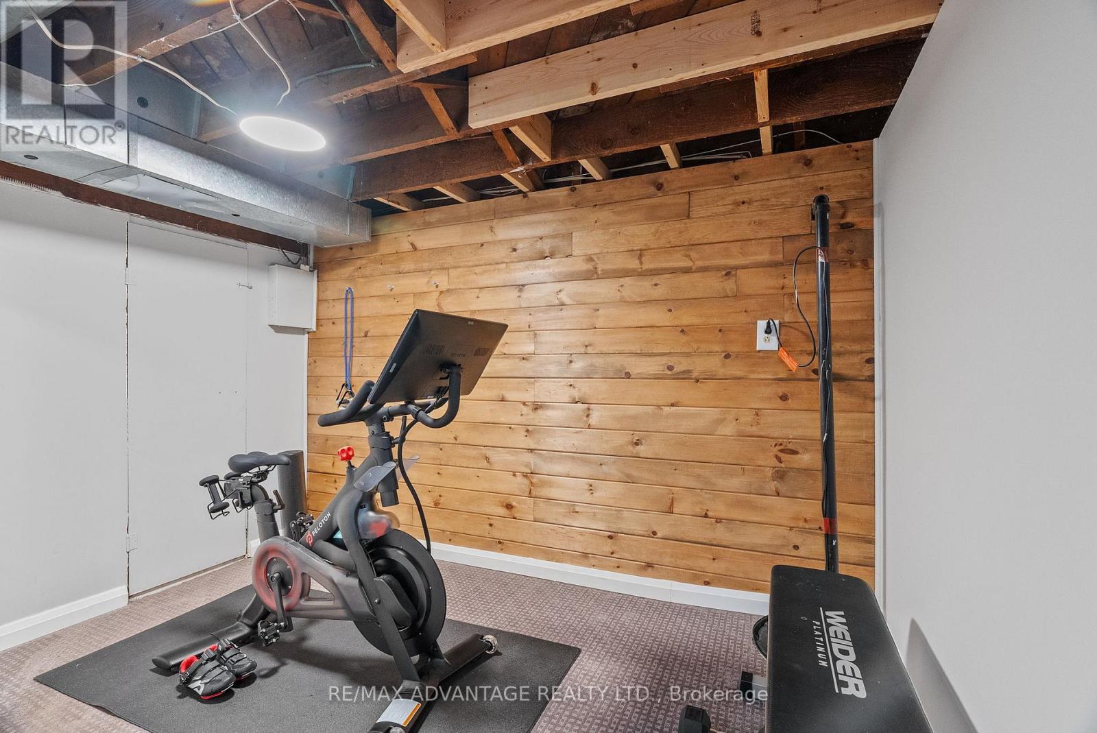 74 Emery Street E, London South (South F), Ontario  N6C 2C8 - Photo 37 - X12462894