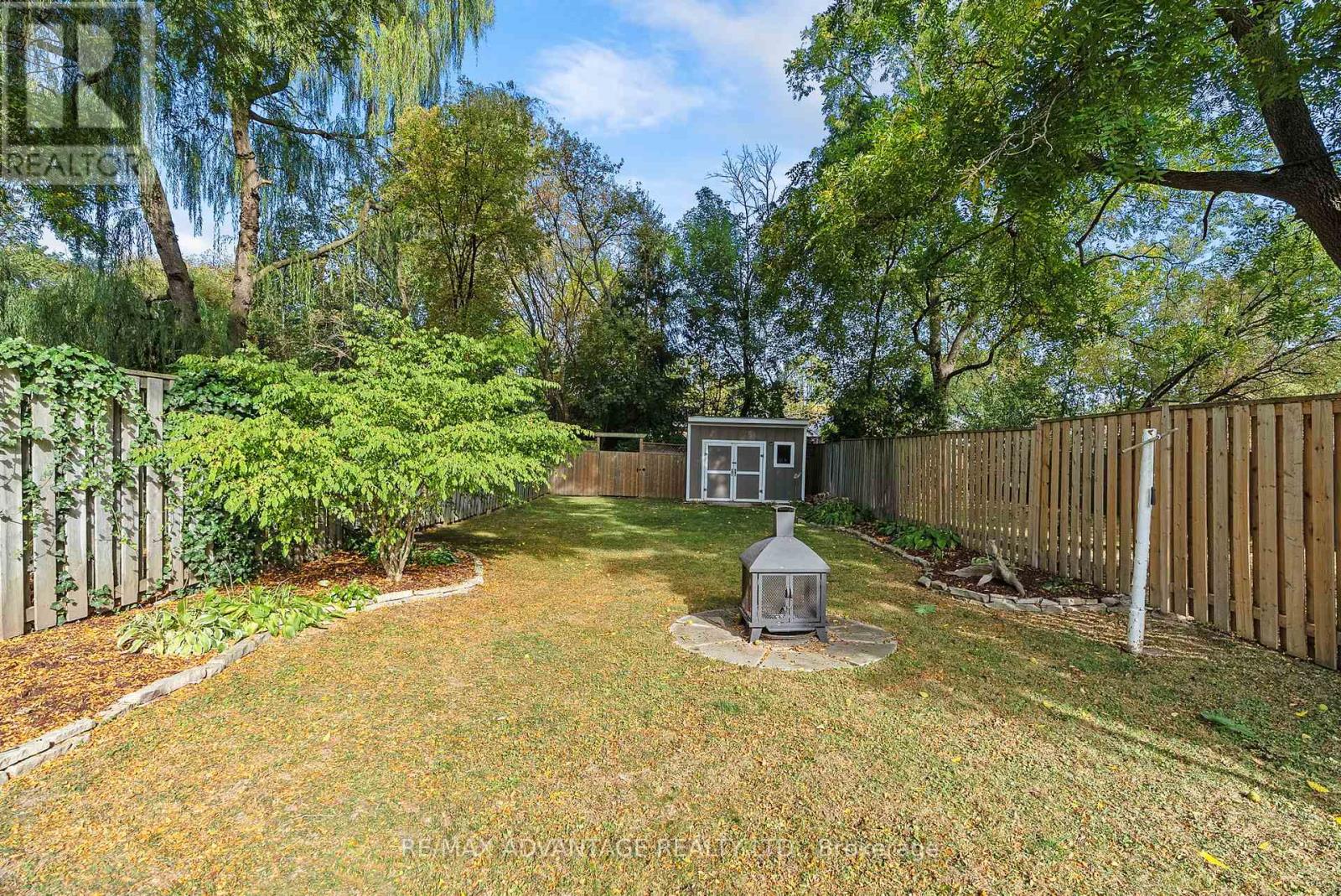 74 Emery Street E, London South (South F), Ontario  N6C 2C8 - Photo 44 - X12462894