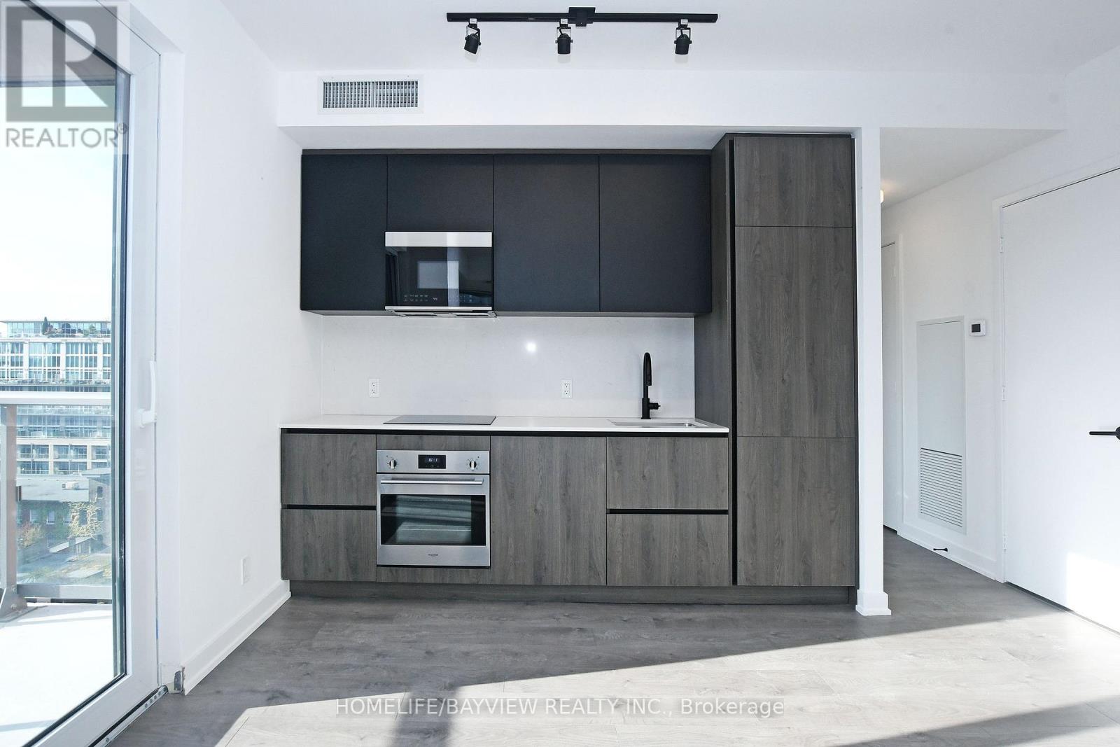 1217 - 108 Peter Street, Toronto, Ontario  M5V 2G7 - Photo 17 - C12464916