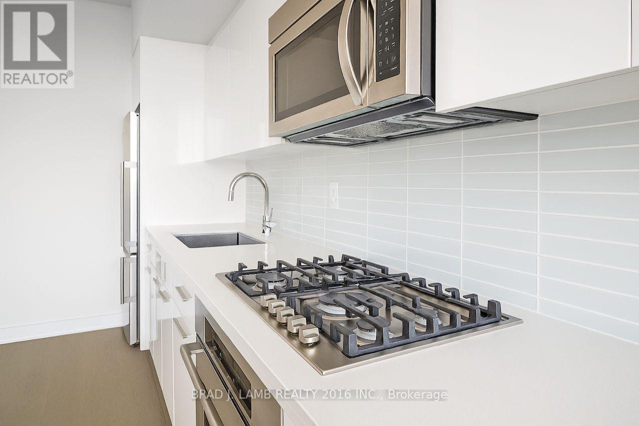 1502 - 224 King Street W, Toronto, Ontario  M5V 0A6 - Photo 4 - C12464928