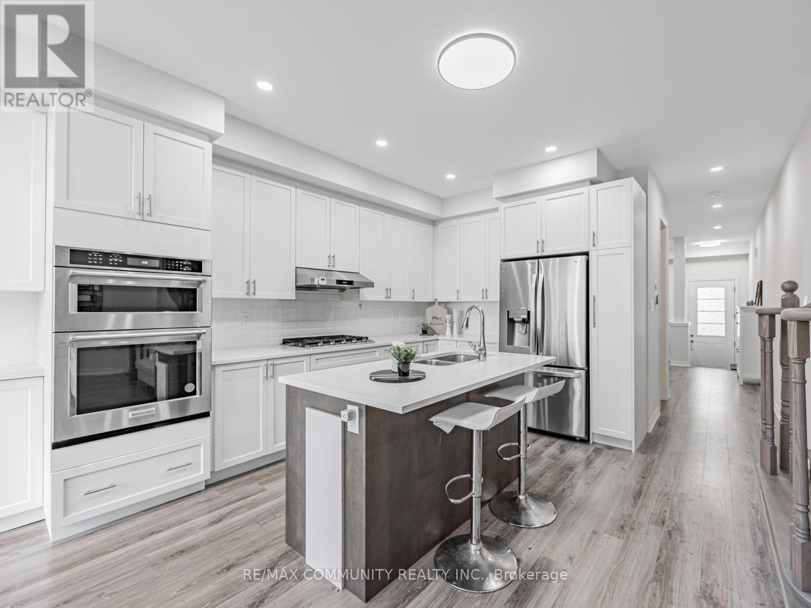 49 Hickling Lane, Ajax, Ontario  L1T 0P9 - Photo 10 - E12464899