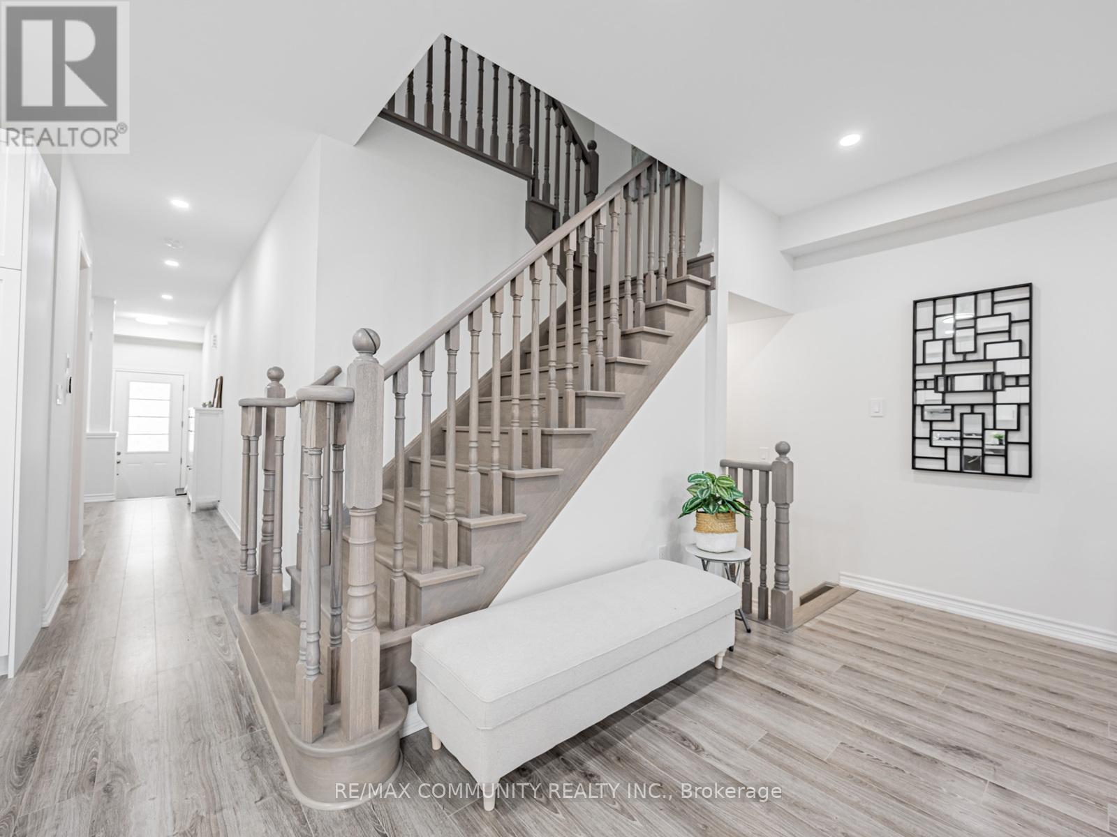 49 Hickling Lane, Ajax, Ontario  L1T 0P9 - Photo 18 - E12464899