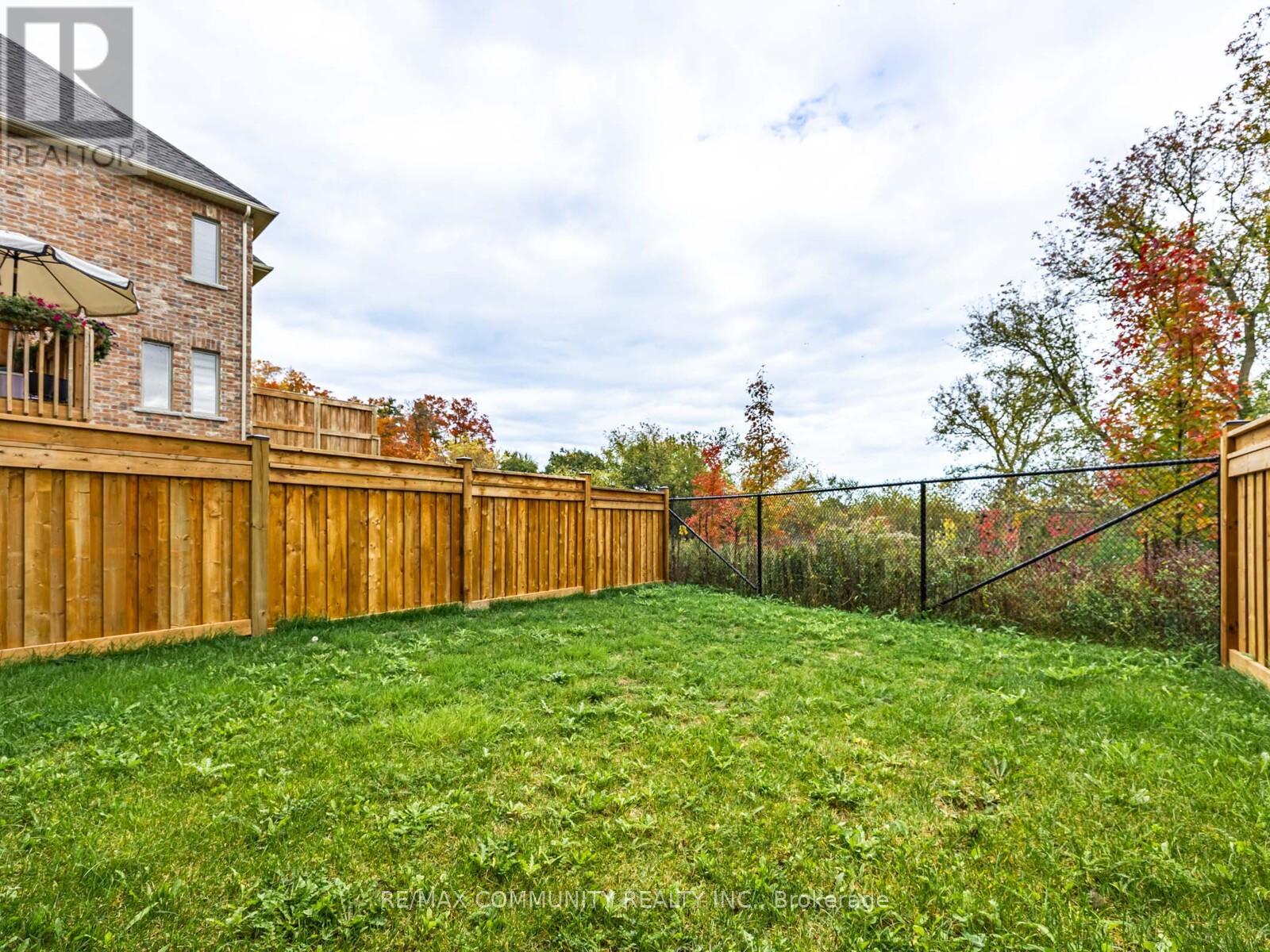 49 Hickling Lane, Ajax, Ontario  L1T 0P9 - Photo 38 - E12464899