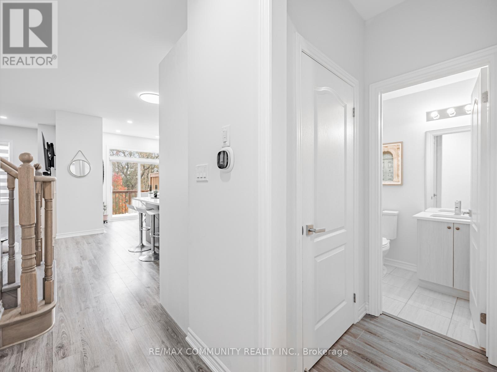 49 Hickling Lane, Ajax, Ontario  L1T 0P9 - Photo 8 - E12464899