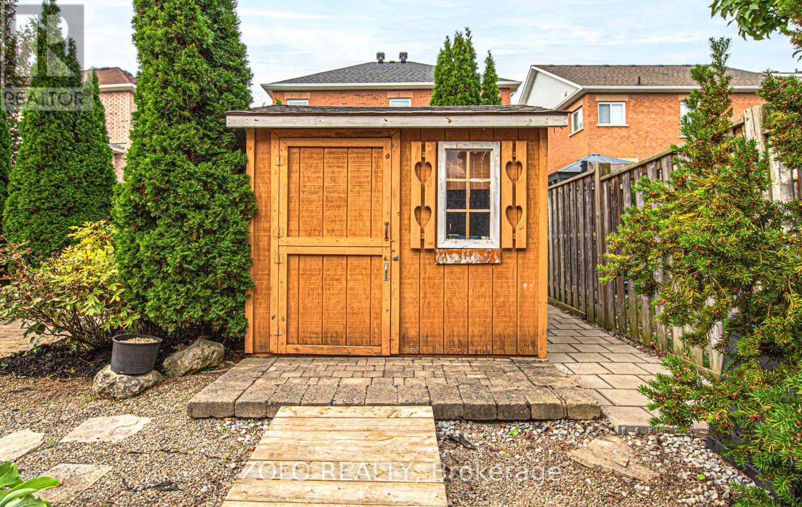 8 Covington Drive, Whitby, Ontario  L1M 2K4 - Photo 25 - E12464907