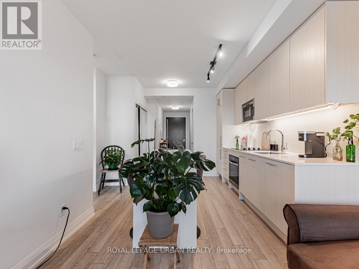 2311 - 286 Main Street, Toronto, Ontario  M4C 0B3 - Photo 5 - E12464919