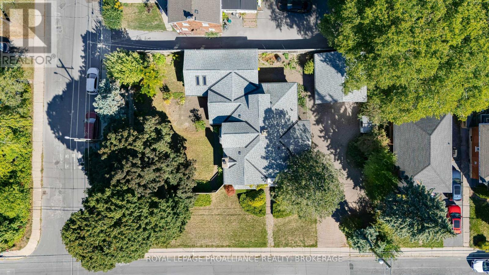 235 Park Street, Kingston (Central City East), Ontario  K7L 1K4 - Photo 44 - X12465046