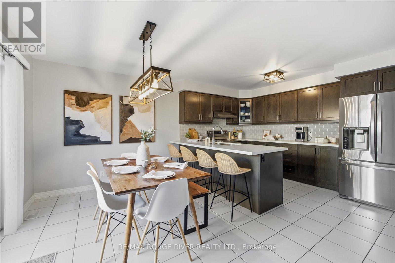 245 Blackwell Crescent, Oshawa, Ontario  L1L 0C9 - Photo 13 - E12465056