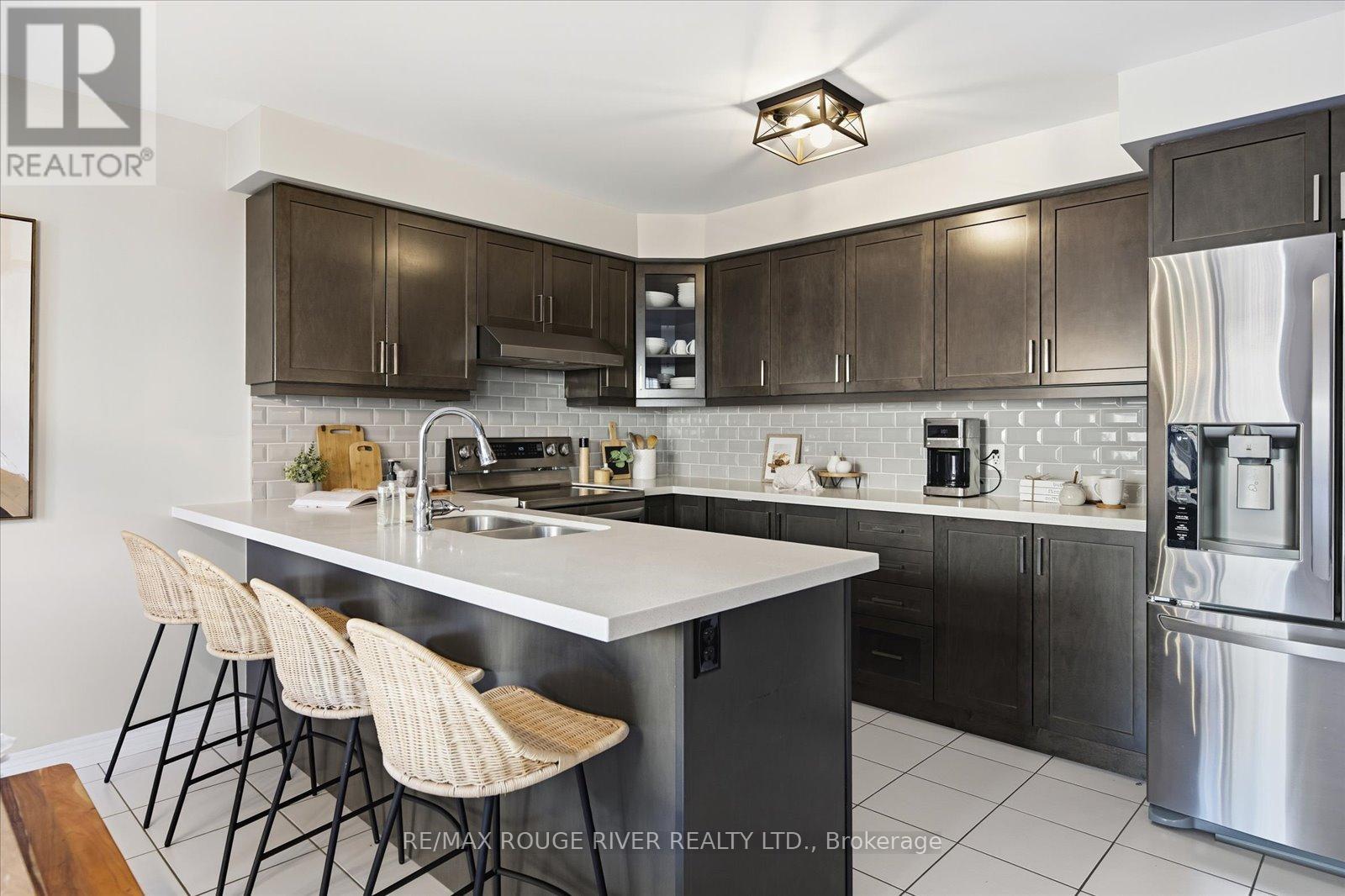245 Blackwell Crescent, Oshawa, Ontario  L1L 0C9 - Photo 16 - E12465056