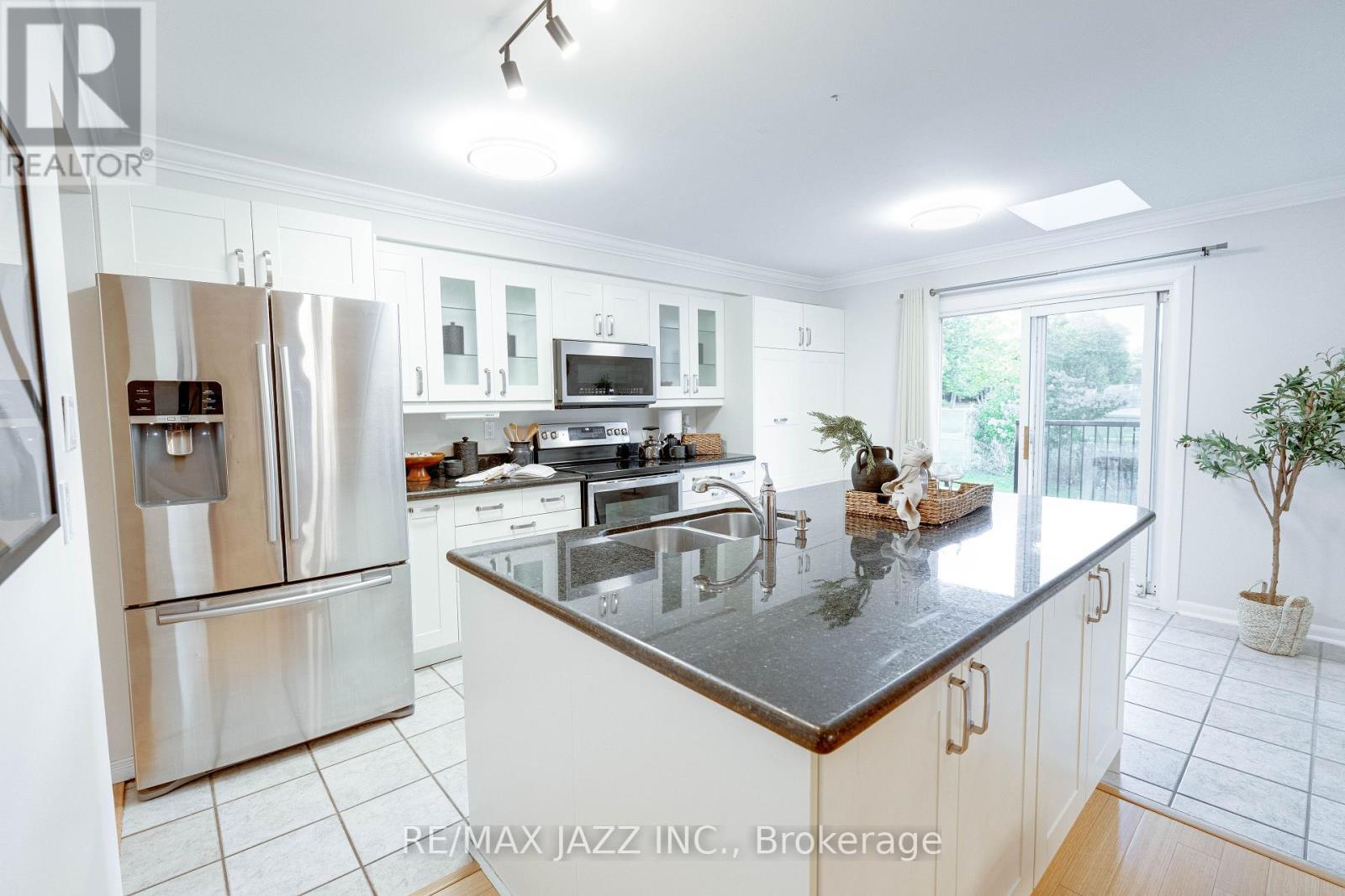 774 Millbank Road, Pickering, Ontario  L1V 3L5 - Photo 10 - E12465064