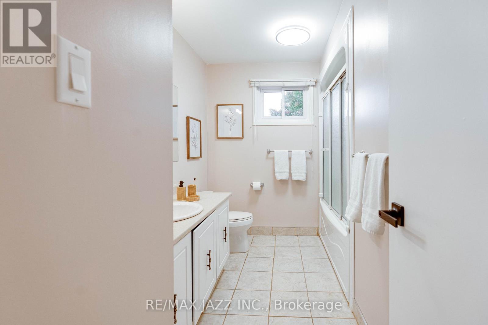 774 Millbank Road, Pickering, Ontario  L1V 3L5 - Photo 23 - E12465064