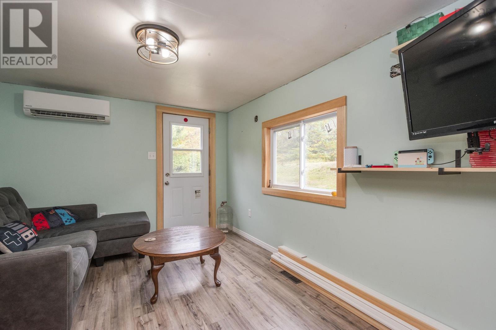 4023 Highway 236, Kennetcook, Nova Scotia  B0N 1T0 - Photo 5 - 202524823