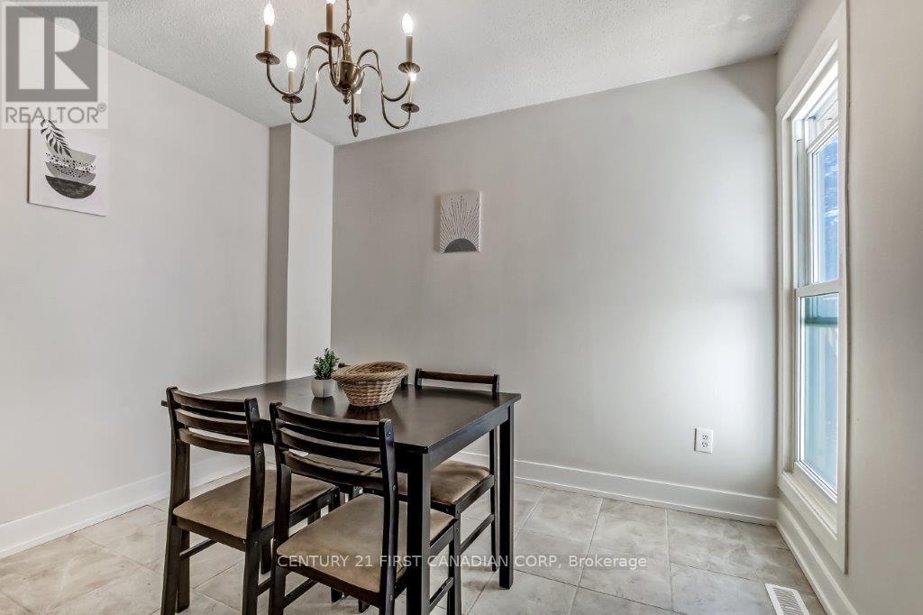 12 - 590 Millbank Drive, London South, Ontario  N6E 2H2 - Photo 9 - X12465018