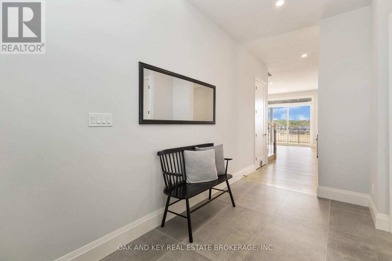 119 Daventry Way, Middlesex Centre, Ontario  N0L 1R0 - Photo 4 - X12465049