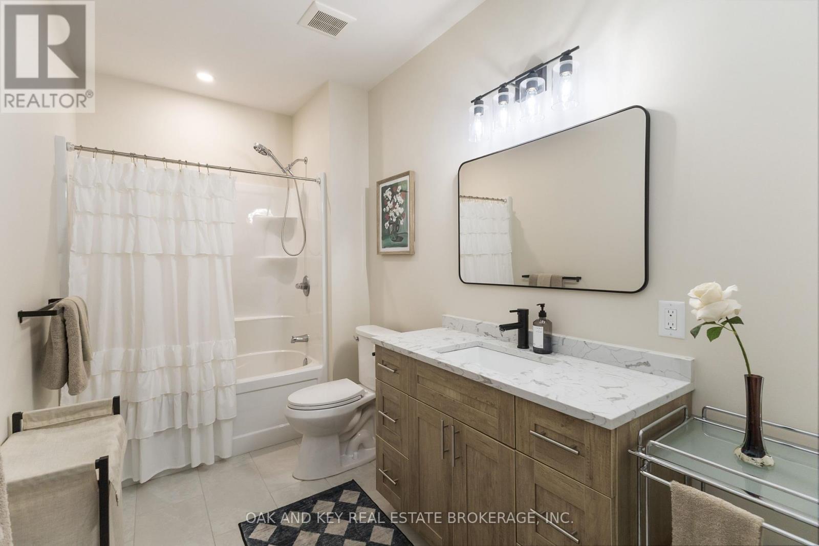 119 Daventry Way, Middlesex Centre, Ontario  N0L 1R0 - Photo 44 - X12465049