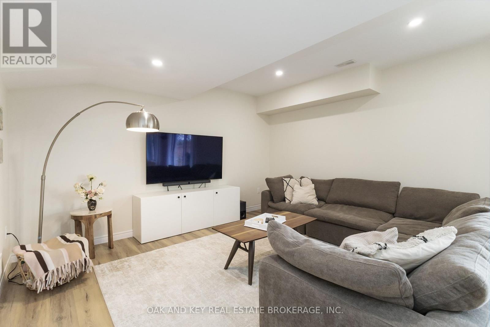 119 Daventry Way, Middlesex Centre, Ontario  N0L 1R0 - Photo 45 - X12465049