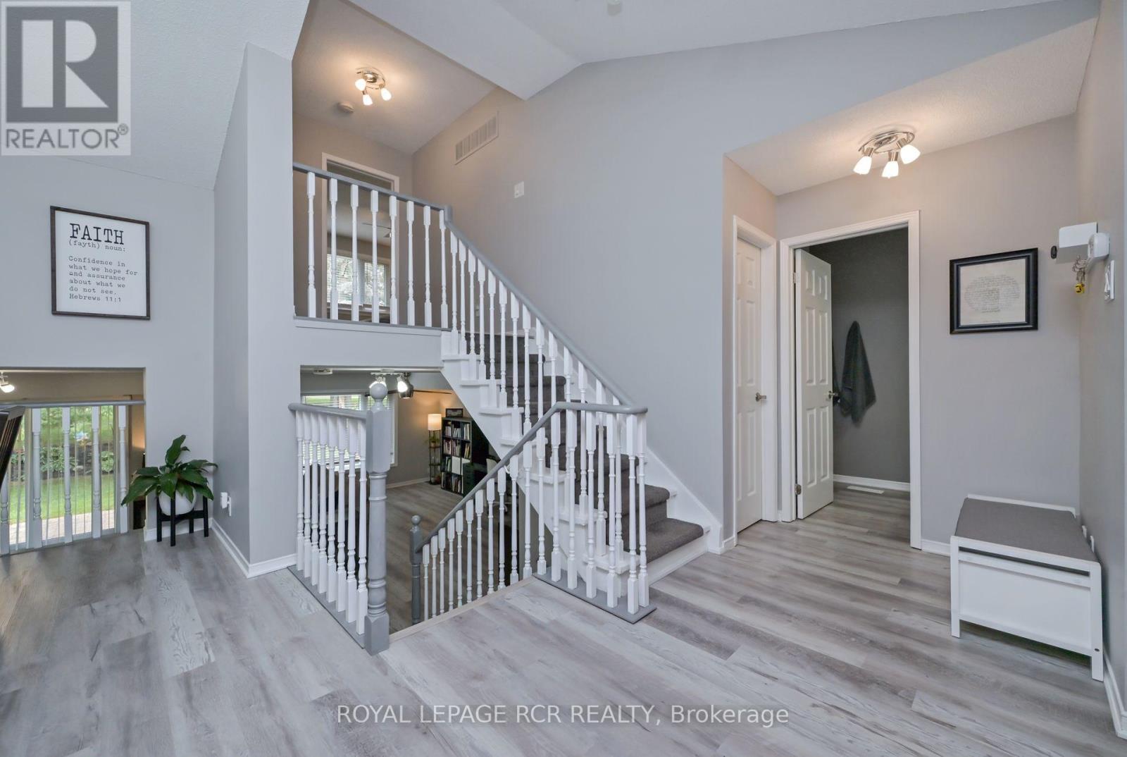 114 Green Briar Road, New Tecumseth, Ontario  L9R 1S3 - Photo 9 - N12464915
