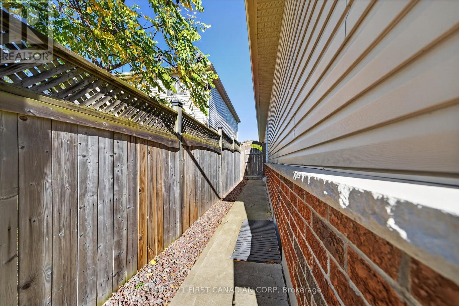 317 Killarney Road, London North, Ontario  N5X 0C1 - Photo 39 - X12465106