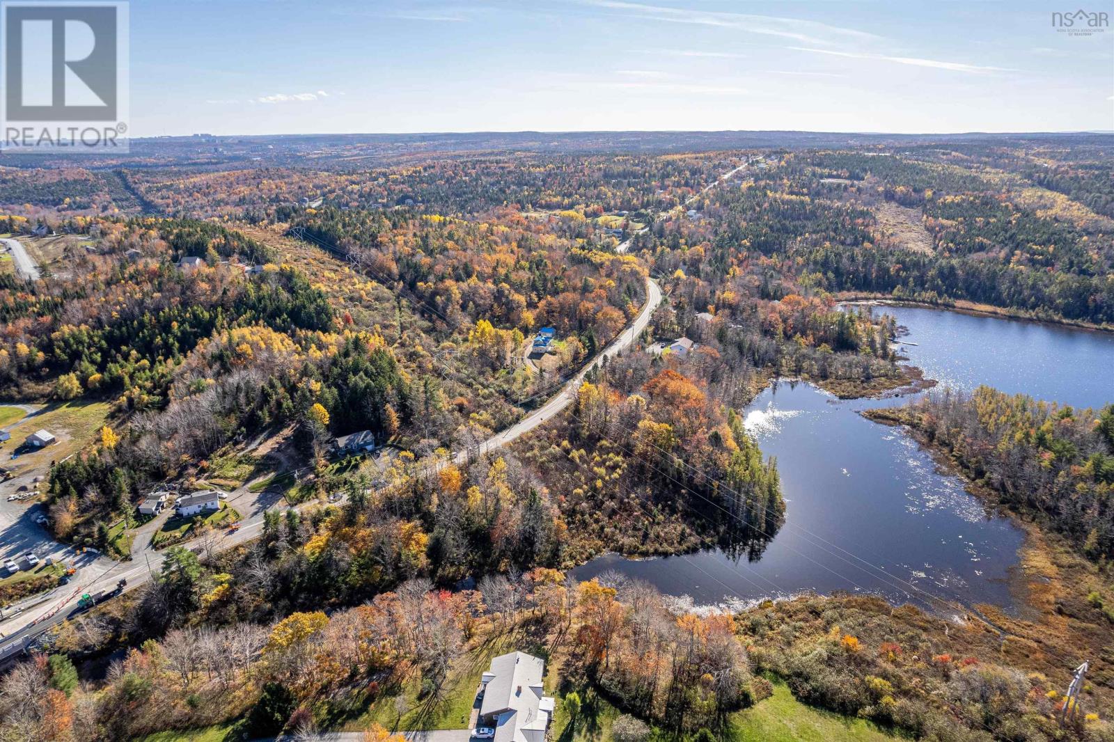 279 Lucasville Road, Middle Sackville, Nova Scotia  B4B 0N3 - Photo 3 - 202525935