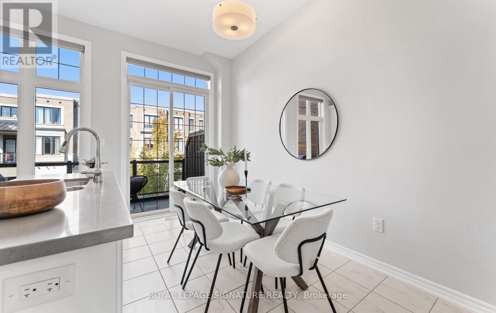 35 Hyderabad Lane, Markham, Ontario  L6E 0T8 - Photo 28 - N12464959