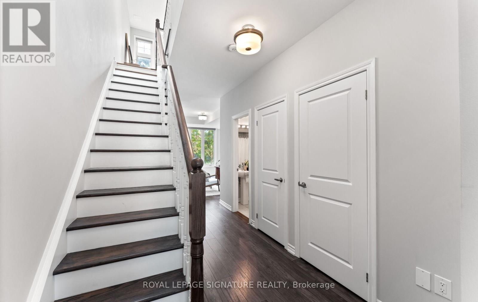 35 Hyderabad Lane, Markham, Ontario  L6E 0T8 - Photo 8 - N12464959