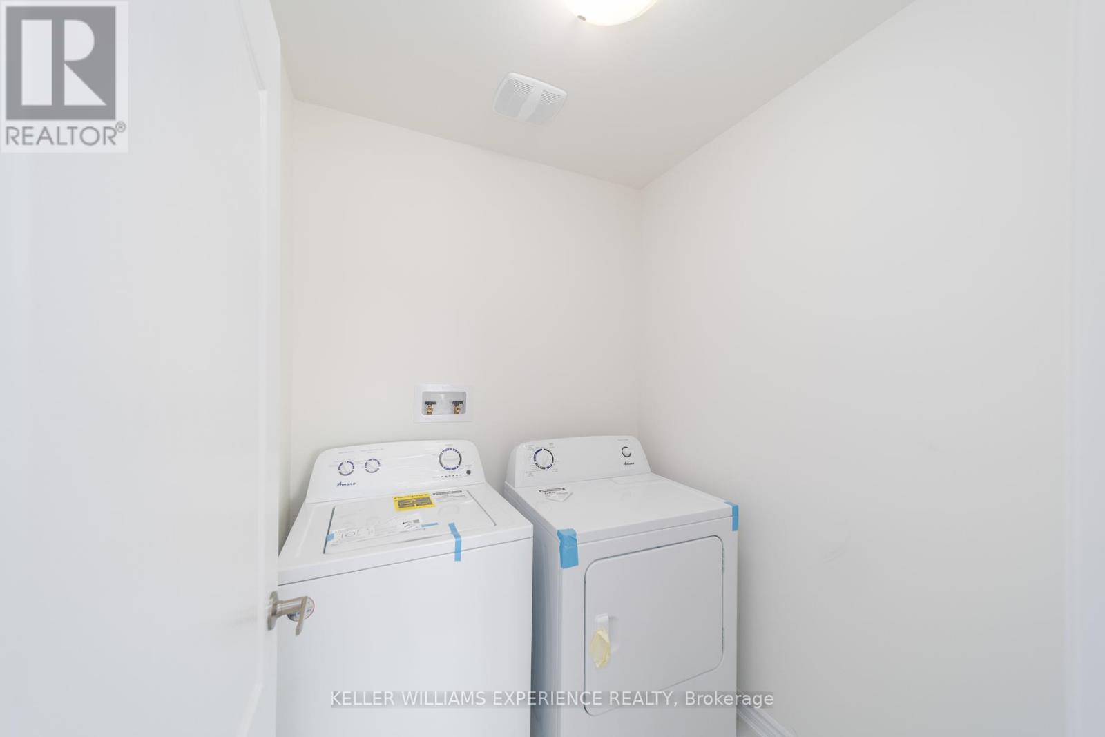 4 Shapira Avenue, Wasaga Beach, Ontario  L9Z 0K1 - Photo 15 - S12464886